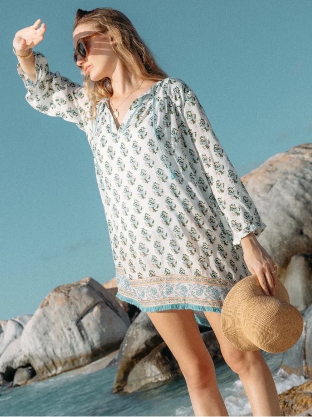 Tuckernuck Floral Tassel Tie Tunic Dress in White / Blue - S